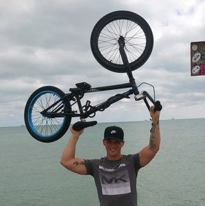 Meet your Posher, Austin